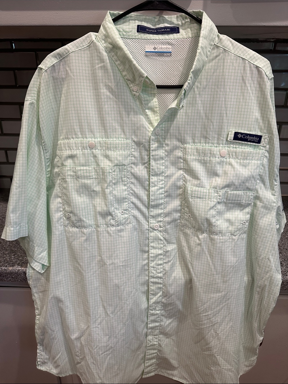 Columbia Men’s Short-Sleeve Button-Down Shirt - Pale Green Grid